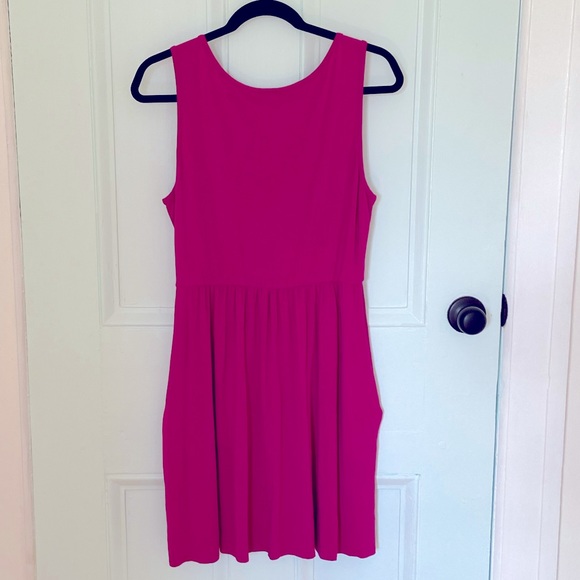 🌟 3 FOR $25 🌟 Vanilla Bay Hot Pink Sleeveless Dress - Picture 2 of 4